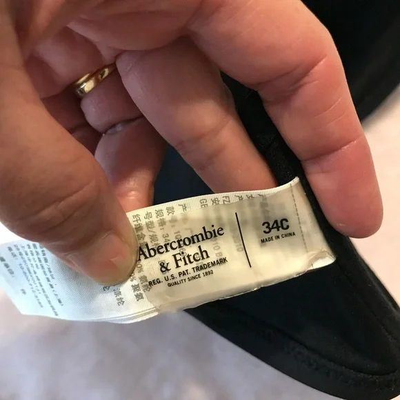 Abercrombie & Fitch Underwire Bikini Top Black Size 34C - Picture 6 of 6